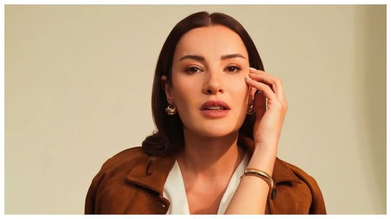 غياب أبطال مسلسل شراب التوت عن جنازة إيجي إيرتم يثير موجة من الجدل - صورة 1