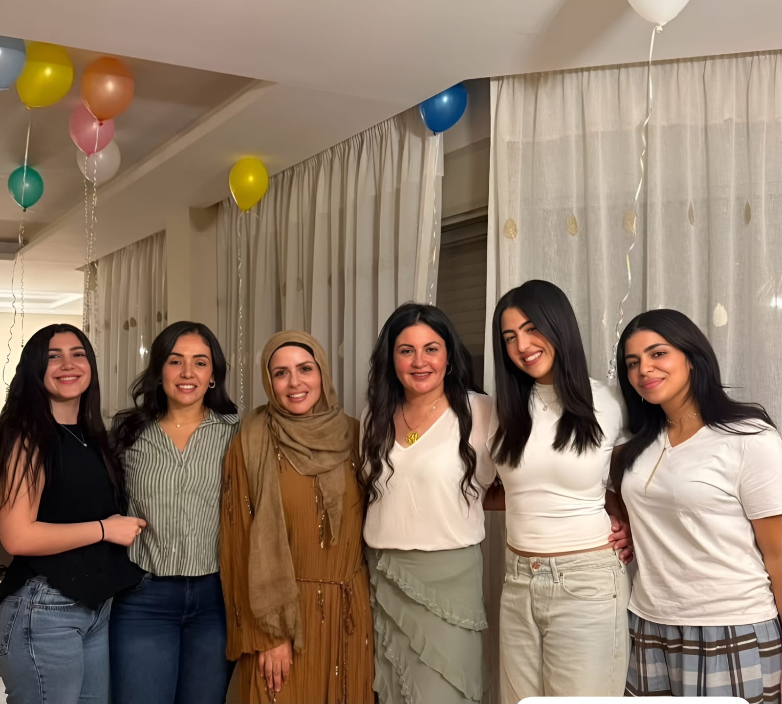 مها الصغير بالحجاب