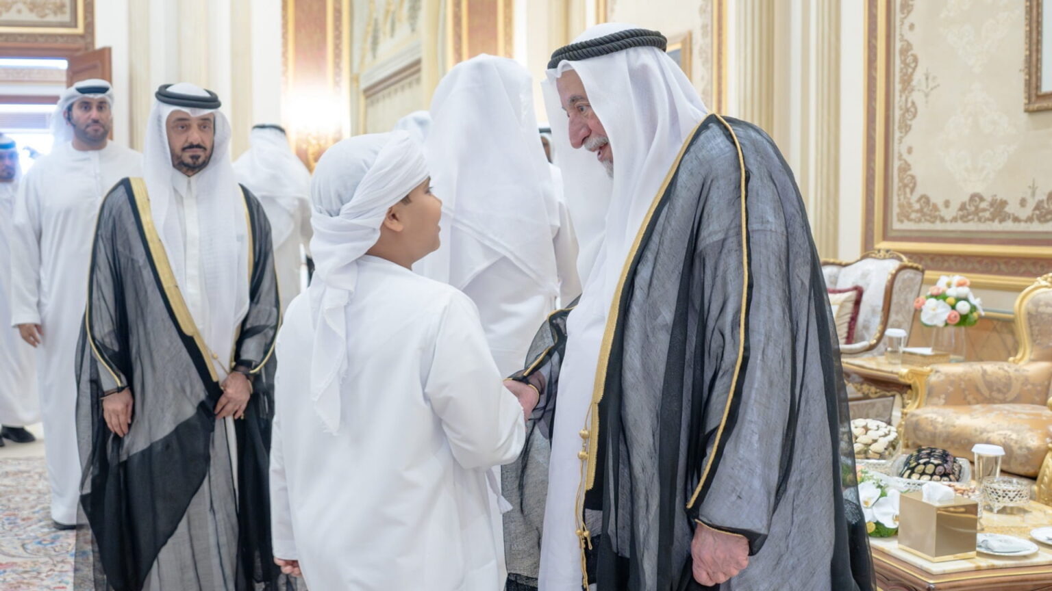 عيدنا عيدين… عيد الأضحى مضى وعيد الحب والقرب هنا في الإمارات عيدنا عيدين... عيد الأضحى مضى وعيد الحب والقرب هنا في الإمارات