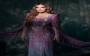 أصالة تُشعل أجواء أبوظبي بأغانيها.. وتواصل نجاح ألبوم «ضريبة البعد»