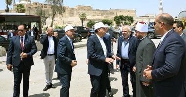 رئيس الوزراء يتفقد أعمال ترميم وإعادة إحياء مسجد المسبح والمنطقة المحيطة رئيس الوزراء يتفقد أعمال ترميم وإعادة إحياء مسجد المسبح والمنطقة المحيطة