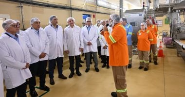 رئيس الوزراء يفتتح خط إنتاج جديدا لشركة “نستله” رئيس الوزراء يفتتح خط إنتاج جديدا لشركة "نستله"