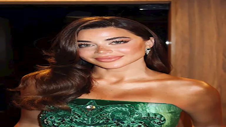 يارا السكري تتألق بالأحمر الناري.. كيف نسقت إطلالتها؟ يارا السكري تتألق بالأحمر الناري.. كيف نسقت إطلالتها؟