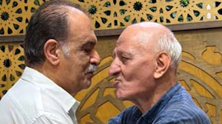 بالصور.. نجوم الفن يتوافدون على عزاء المنتج الفني غزال الشال