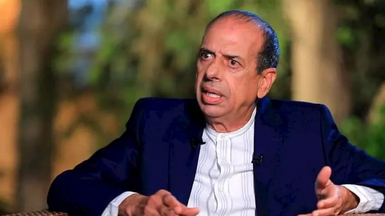علمت أخويا السجاير.. الفنان محمد الصاوي يكشف عن موقف مؤثر مع الزعيم عا علمت أخويا السجاير.. الفنان محمد الصاوي يكشف عن موقف مؤثر مع الزعيم عا