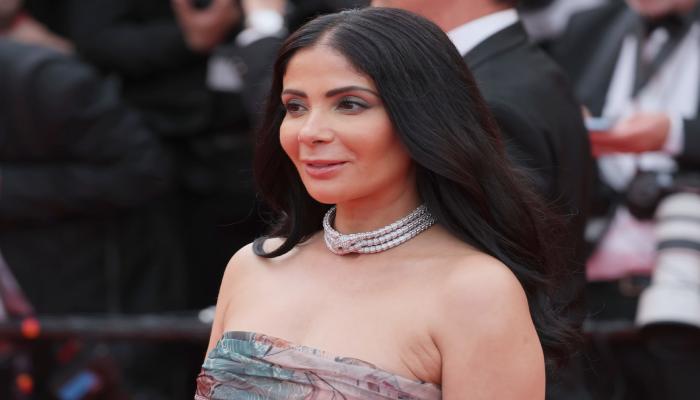 منى زكي تتخذ إجراءات قانونية ضد فتاة نشرت صورا مسيئة لها تحرك قانوني من منى زكي ضد فتاة أساءت إليها