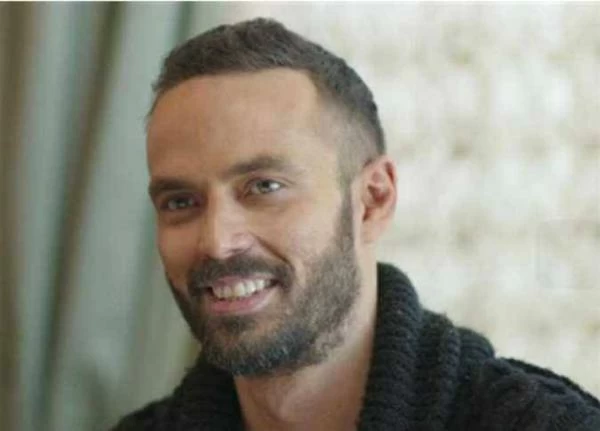 بعد رحلة صعبة.. عمر حسن يوسف يحتفل بـ 3 سنوات من تعافي الإدمان – أخبار السعودية بعد رحلة صعبة.. عمر حسن يوسف يحتفل بـ 3 سنوات من تعافي الإدمان - أخبار السعودية