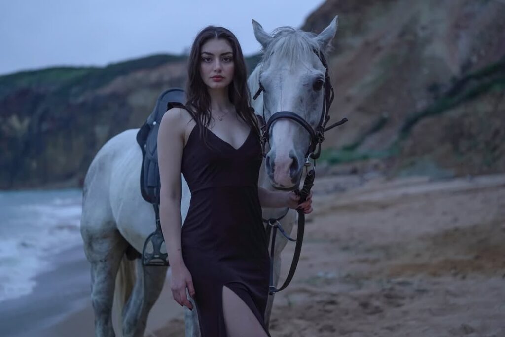 Özge Törer
