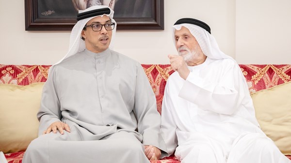 منصور بن زايد يعزي عبدالجليل عبدالرحمن البلوكي في وفاة والدته منصور بن زايد يعزي عبدالجليل عبدالرحمن البلوكي في وفاة والدته