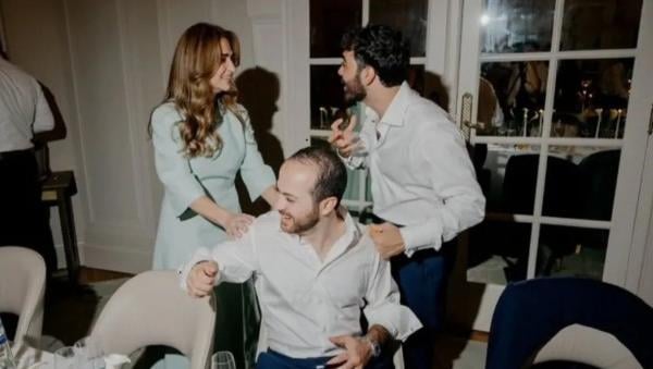 جوليا بطرس تنشر لقطات عفوية جديدة من زفاف نجلها سامر في بلجيكا