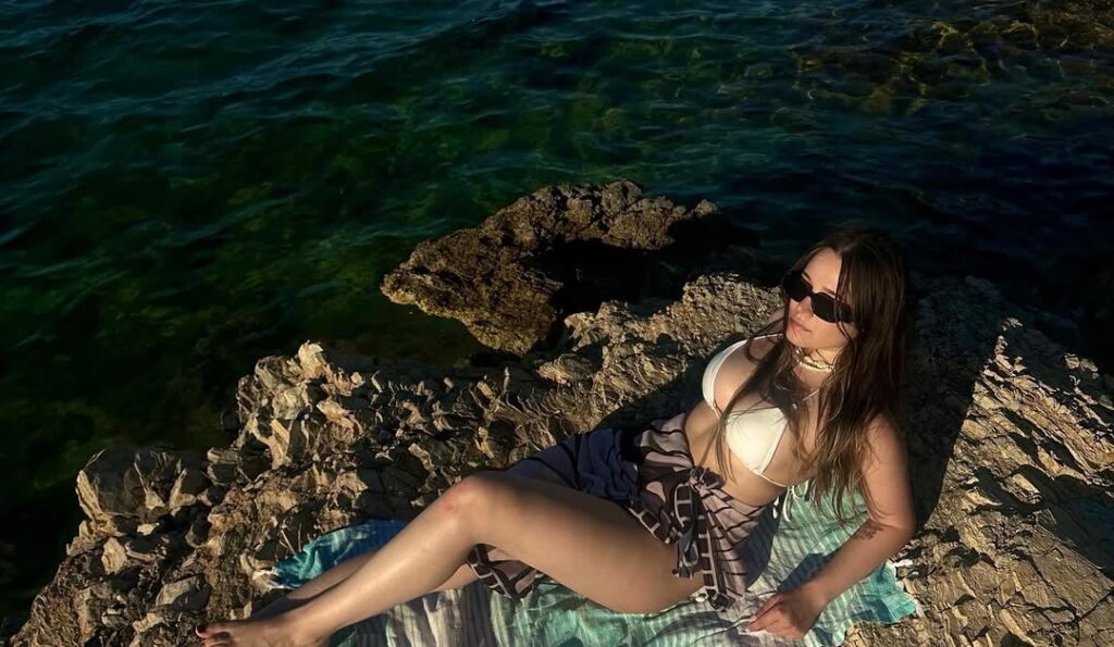 Miafitz - Gözde Demiral
