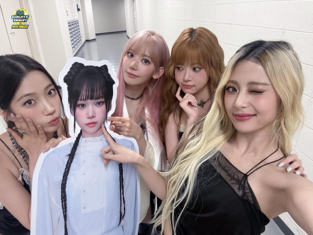 تحديث تويتر لـ 260604 Mnet M Countdown مع LE SSERAFIM (2) - صور العرض المسبق لـ Mnet M Countdown X Mega Concert