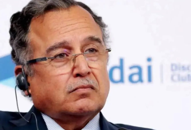 نبيل فهمي تولى منصب وزير الخارجية في حكومة الدكتور حازم الببلاوي نبيل فهمي تولى منصب وزير الخارجية في حكومة الدكتور حازم الببلاوي