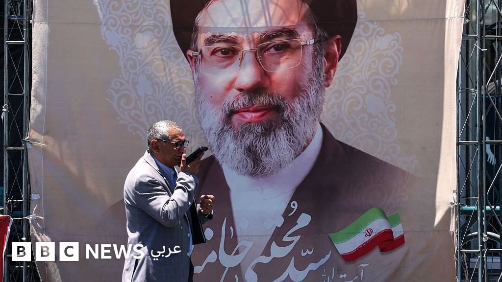 سويسرا تعلن تأجيل المحادثات بين واشنطن وطهران، و25 سفينة تعبر مضيق هرمز سويسرا تعلن تأجيل المحادثات بين واشنطن وطهران، و25 سفينة تعبر مضيق هرمز