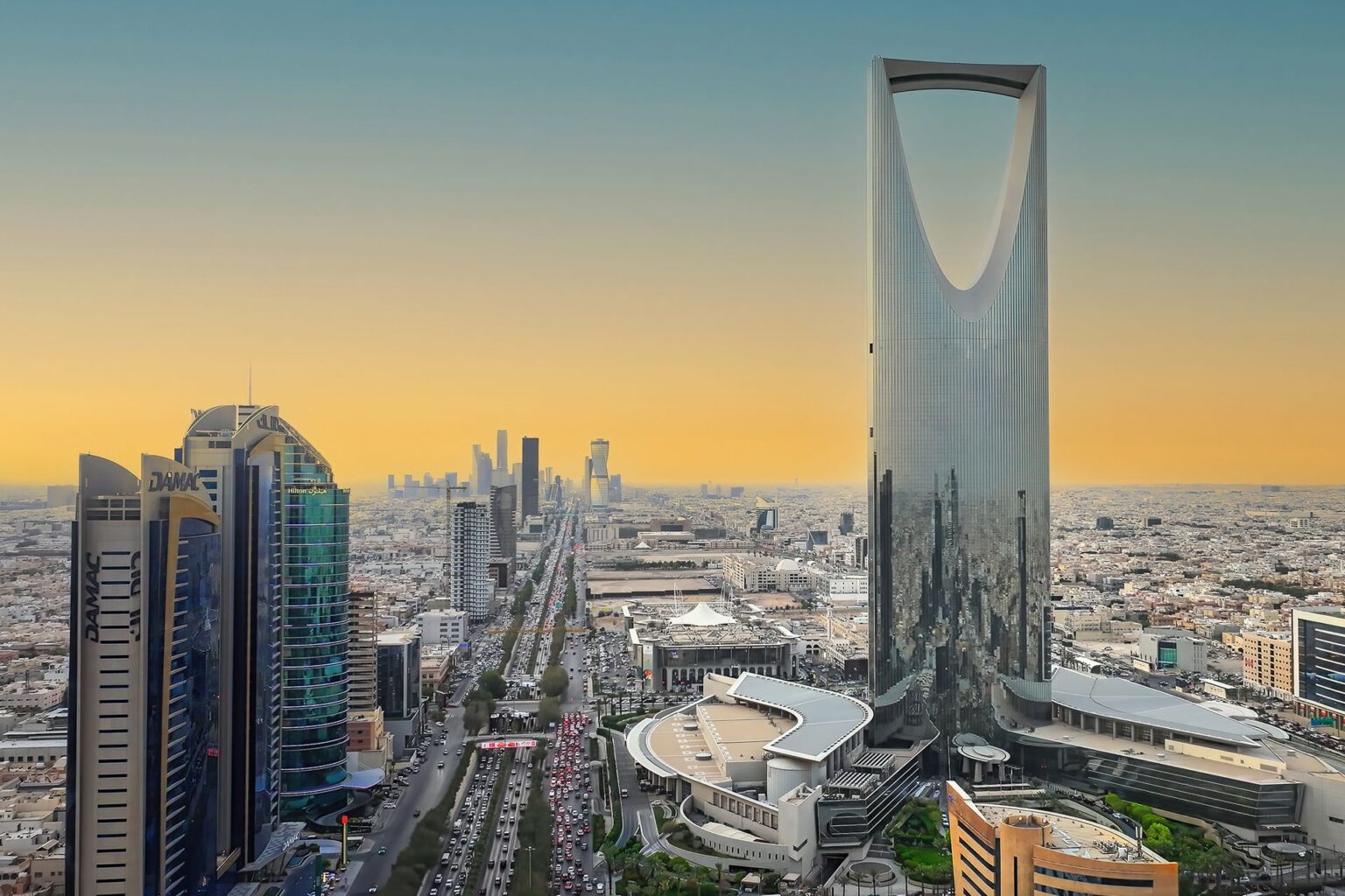 تشمل مكة والمدينة.. السعودية تحدد أماكن تملك الأجانب للعقارات | اقتصاد