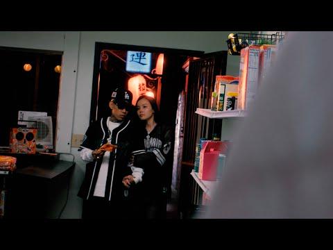 DOK2, LeeHi - 808 HI Life Vlog: الموسم 1، الحلقة 2 (جولة حول العالم 2026 التقطت الصور خلف الكواليس) (260530)