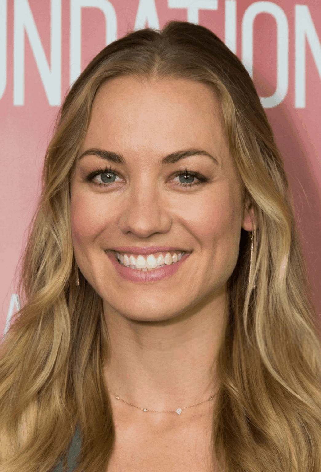 Yvonne Strahovski
