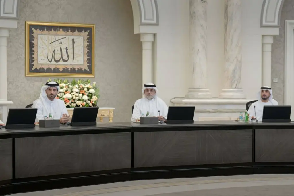 «تنفيذي الشارقة» يعتمد ضوابط تنظيم عمل ومكافآت معلمي «مؤسسة القرآن» «تنفيذي الشارقة» يعتمد ضوابط تنظيم عمل ومكافآت معلمي «مؤسسة القرآن»