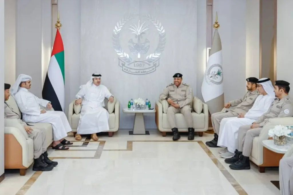 القنصل القطري يزور مركز عمليات شرطة الشارقة القنصل القطري يزور مركز عمليات شرطة الشارقة