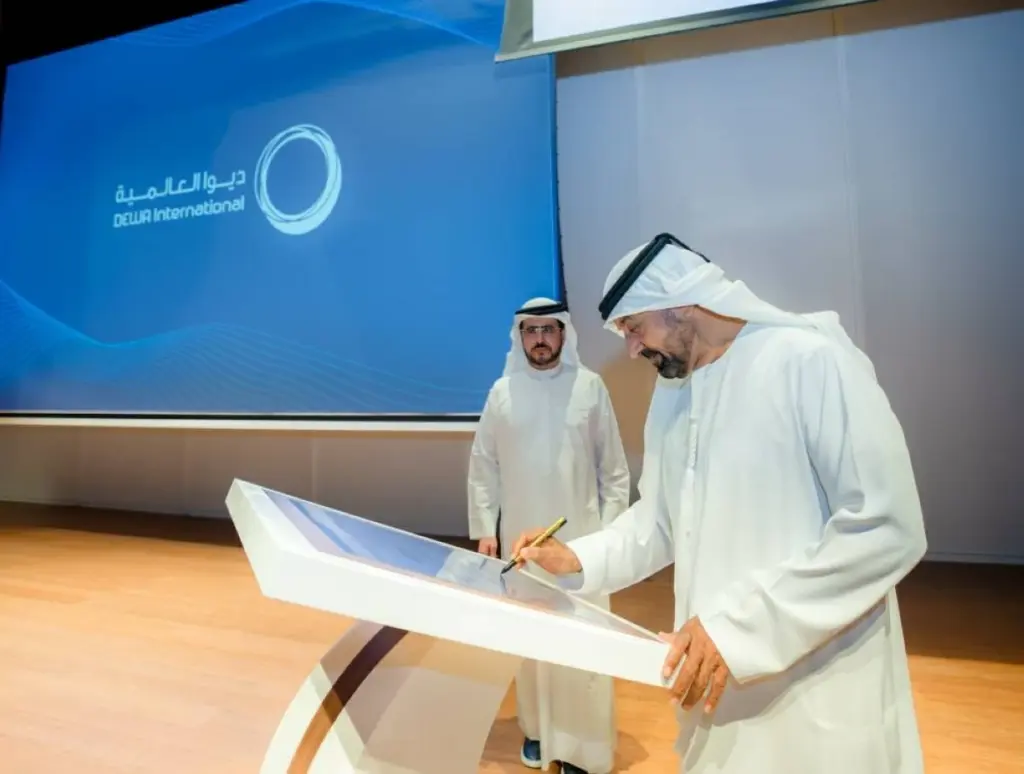 دبي تنشئ «ديوا العالمية» لتطوير مشاريع الطاقة التقليدية والنظيفة حول العالم دبي تنشئ «ديوا العالمية» لتطوير مشاريع الطاقة التقليدية والنظيفة حول العالم