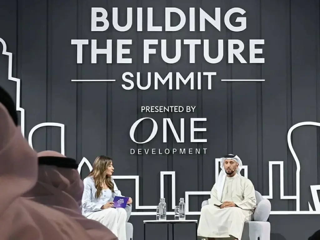 عبدالله آل حامد: السردية الوطنية بوصلة الاستثمارات العالمية عبدالله آل حامد: السردية الوطنية بوصلة الاستثمارات العالمية