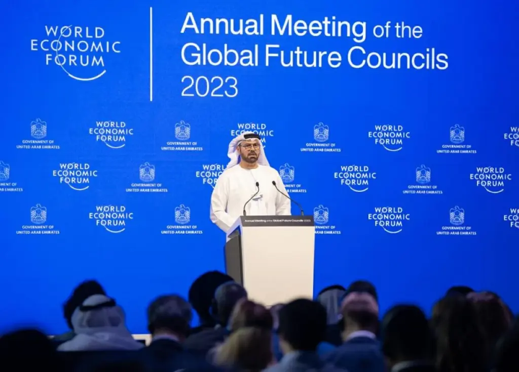 حكومة الإمارات والمنتدى الاقتصادي العالمي يطلقان الاجتماعات السنوية لقيادات المستقبل العالمية