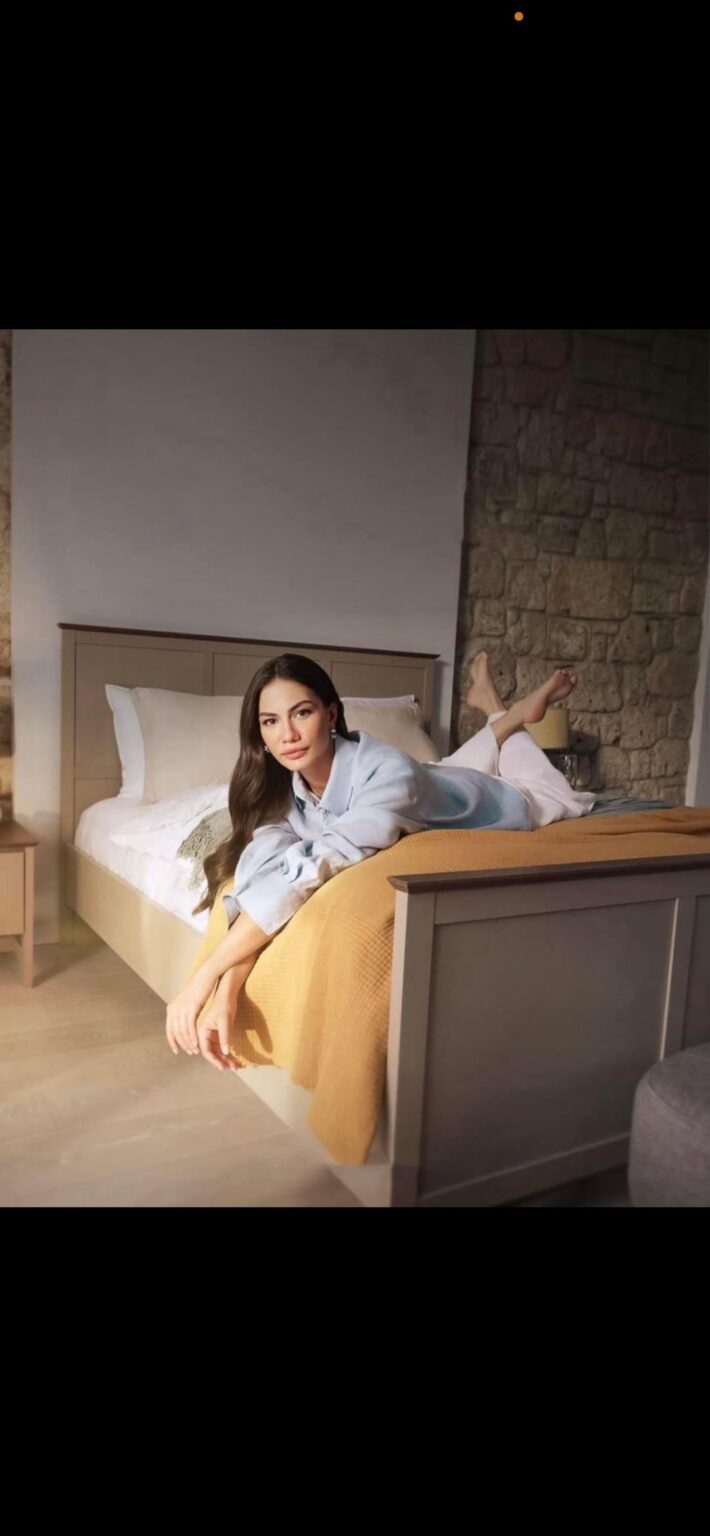 demet ozdemir 4k