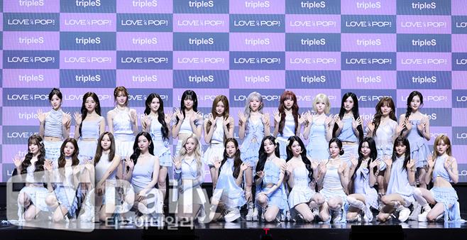 TripleS سيصدرون ألبومًا باللغة الإنجليزية في نوفمبر بالتعاون مع مؤلفي "KPop Demon Hunters"