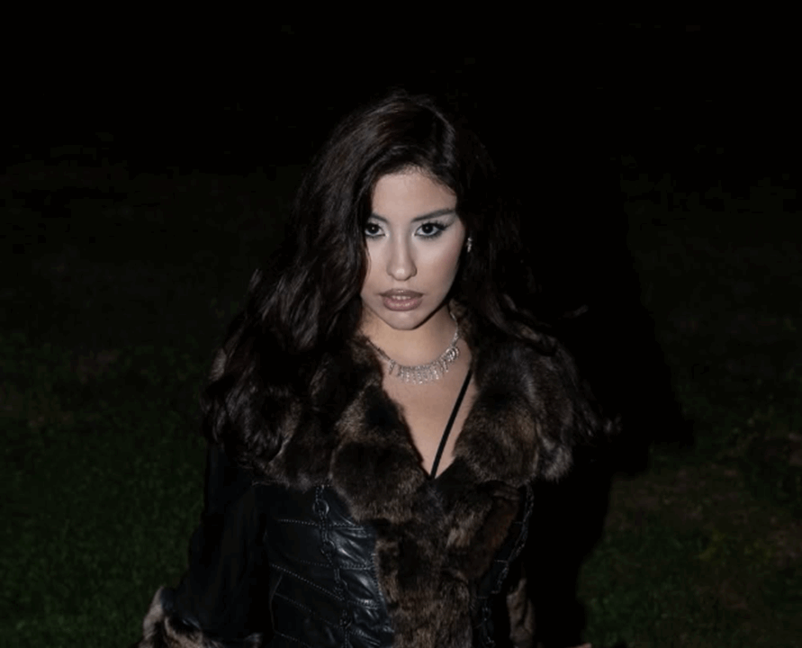 وفاة الفنانة التركية الشابة توغتشه آيشة غولر بشكل مفاجئ.. وشقيقها يتهم الإهمال الطبي