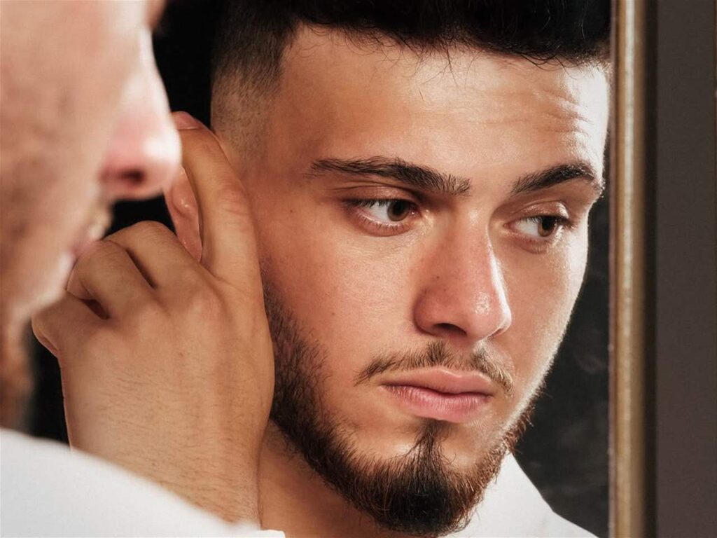 الشامي يفاجئ جمهوره برسالة اعتذار مؤثرة.. ماذا وراءها؟ الشامي يفاجئ جمهوره برسالة اعتذار مؤثرة.. ماذا وراءها؟