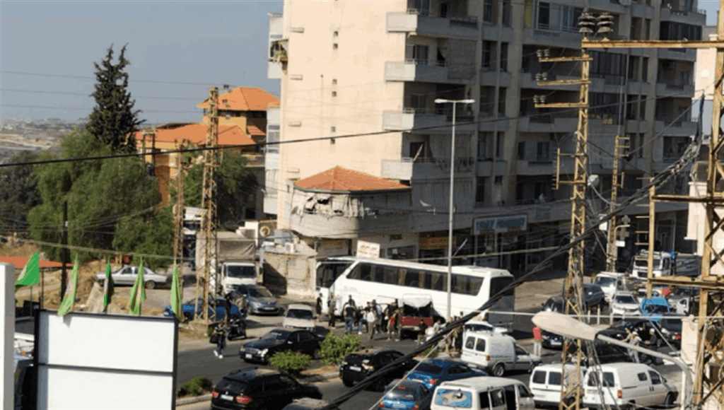من أوتوستراد النبطية.. مراسل الجديد يواكب المشهد – aljadeed من أوتوستراد النبطية.. مراسل الجديد يواكب المشهد - aljadeed
