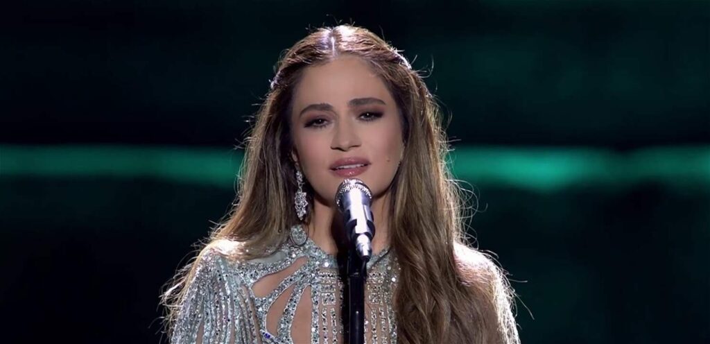 جوليا بطرس تكسر صمتها وتوجه رسالة مؤثرة لأهالي الجنوب