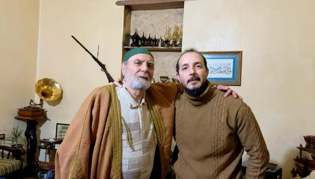 الموت يغيب والد الفنان محمد أوسو... والفنانون يقدمون العزاء