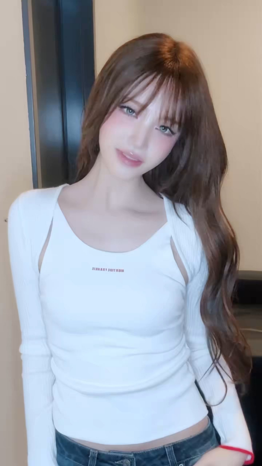 260616 تحديث TikTok الرسمي لـ IVE مع ليز - قل 🤫