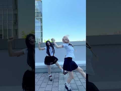 ILLIT IROHA مع ITZY YEJI - إنه أنا (تحدي الرقص) (260602)