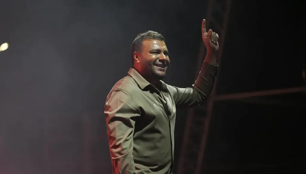 أزمة رامي صبري تتفاقم برسائل مسربة وردود نارية من نادر نور وسامر أبو طالب