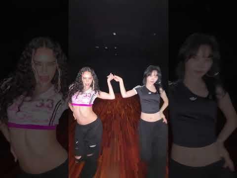 LE SSERAFIM Chaewon و KATSEYE Daniela - ICONIC BY MISTAKE (تحدي الرقص) (260615)