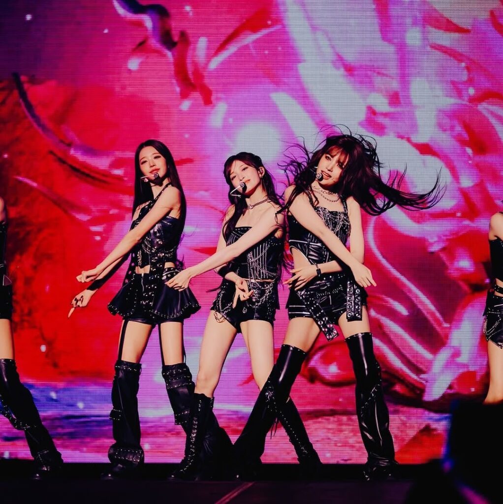 تحديث 260615 Live Nation Australia على الانستغرام مع IVE