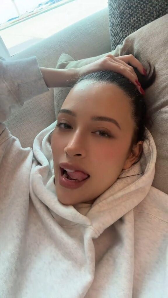 Christian Serratos 😩