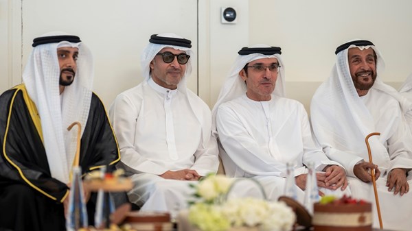 هزاع بن زايد يحضر حفل استقبال بمناسبة أفراح الشامسي