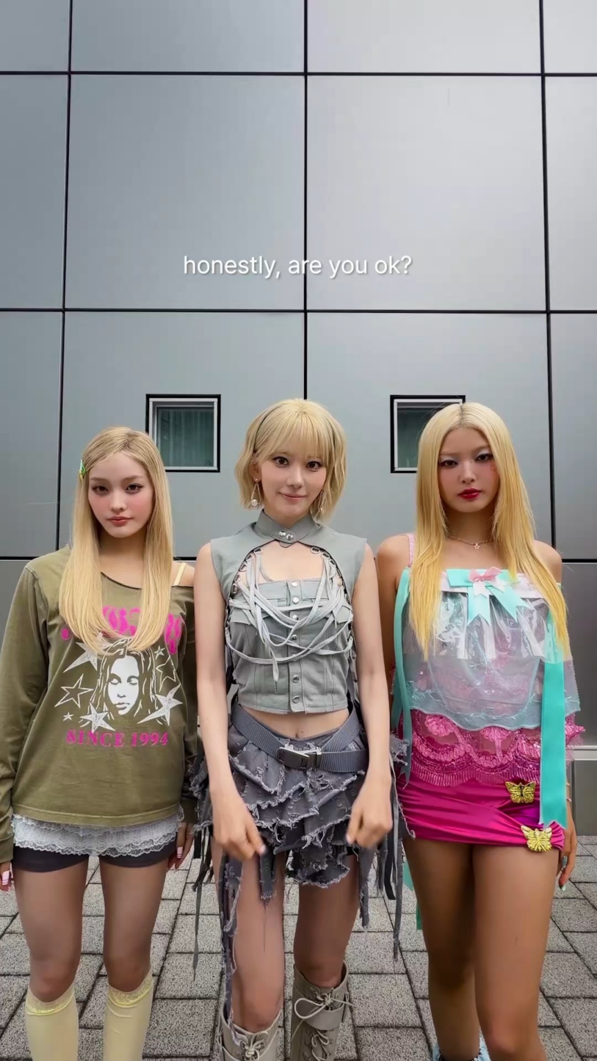 260612 تحديث LE SSERAFIM على TikTok - أغنيتنا المنفردة التعاونية الجديدة ICONIC BY MISTAKE متاحة الآن! (مع إيليت وكاتسي)