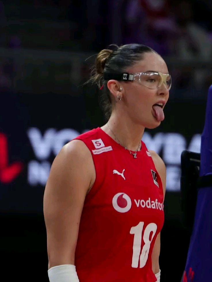 zehra gunes
