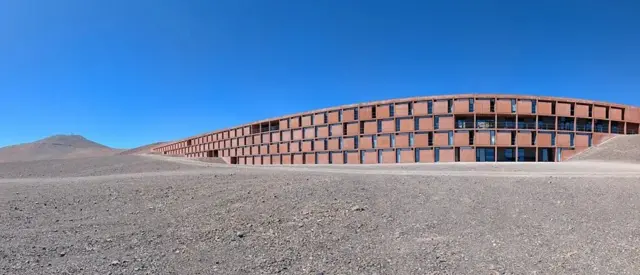 صُمم ريزيدنسيا ليمتزج مع الصحراء 