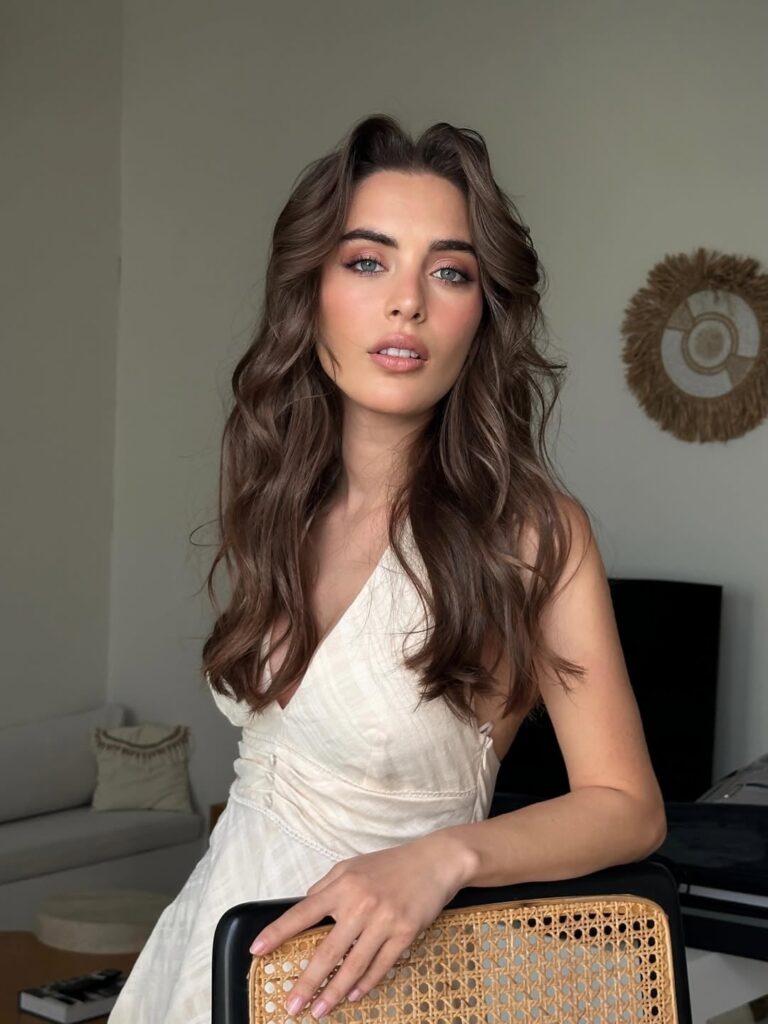Çağla Şimşek
