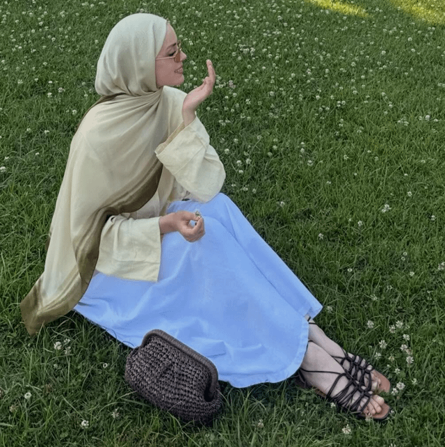 Merve Cakmak - sub'ta kapalı güzel eksiği var. hijabileri de sevin :)