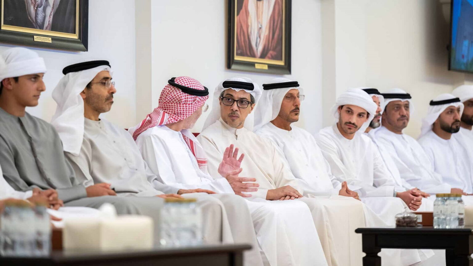 منصور بن زايد يعزي في وفاة محمود أحمد القيسية منصور بن زايد يعزي في وفاة محمود أحمد القيسية