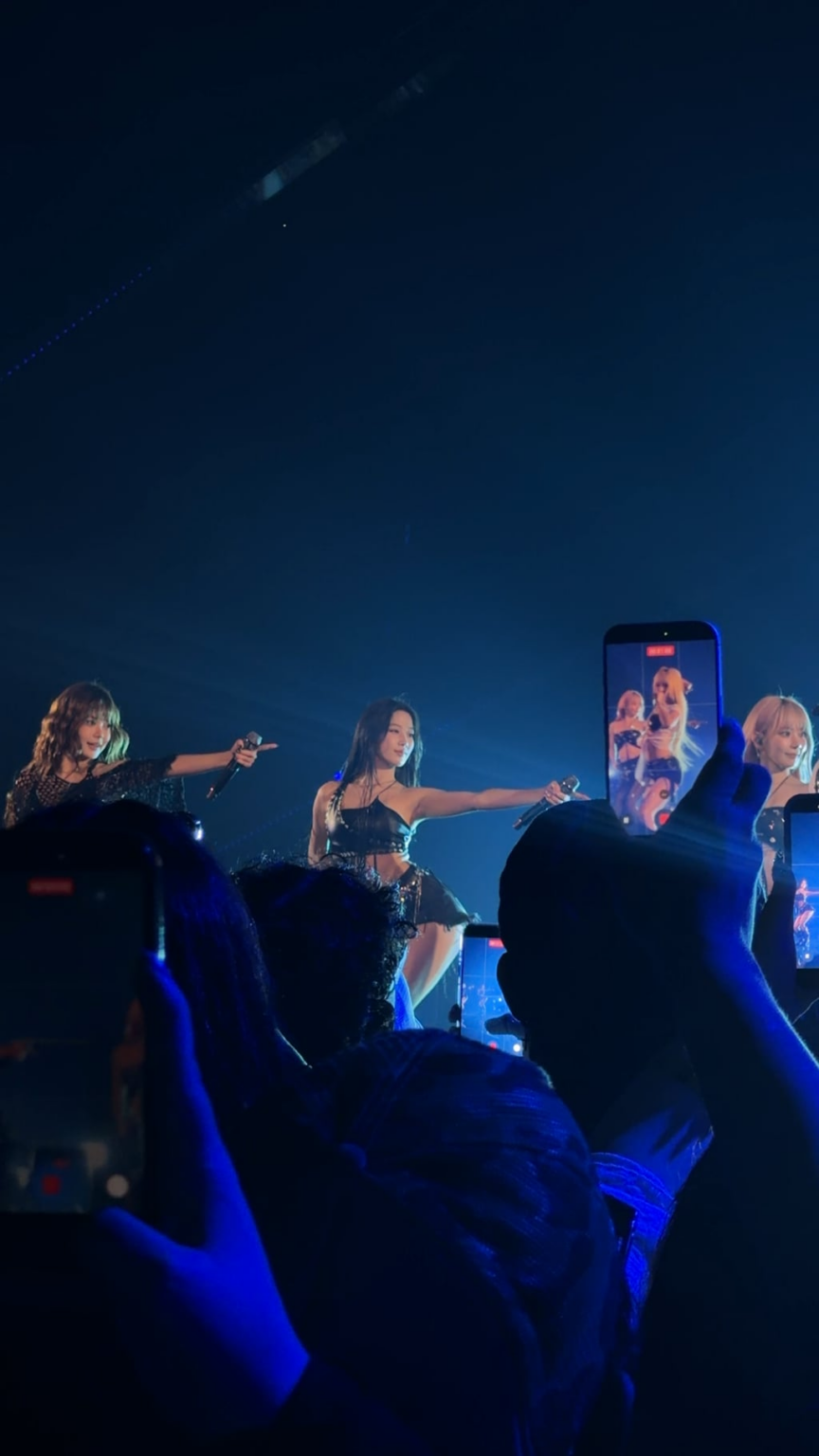 حدث LE SSERAFIM x iheartradio