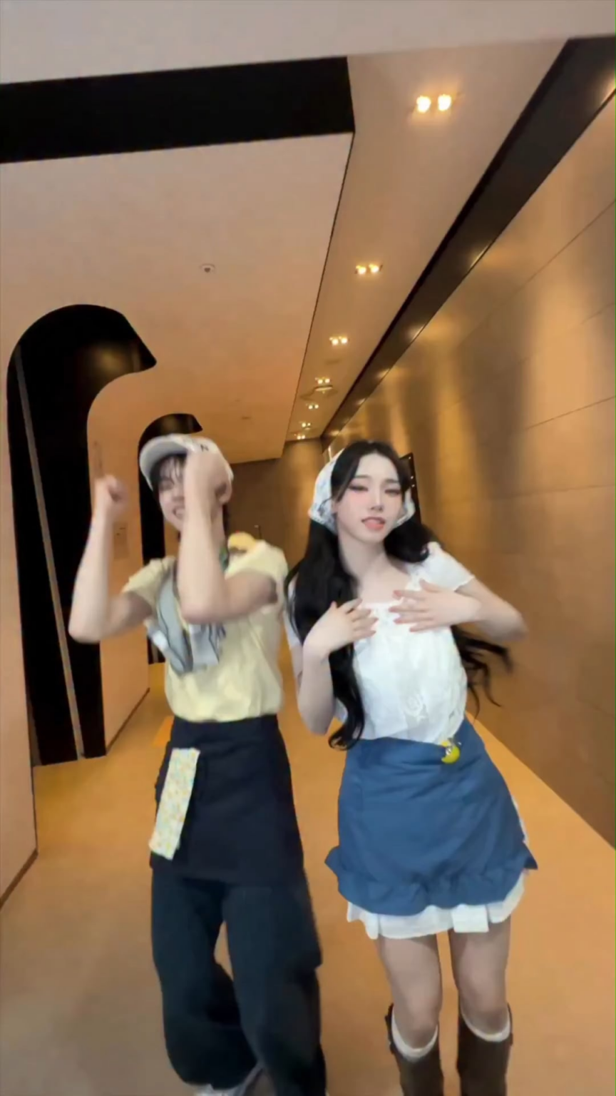 260606 تحديث aespa TikTok مع كارينا - عصير الليمون مع TWS Dohoon