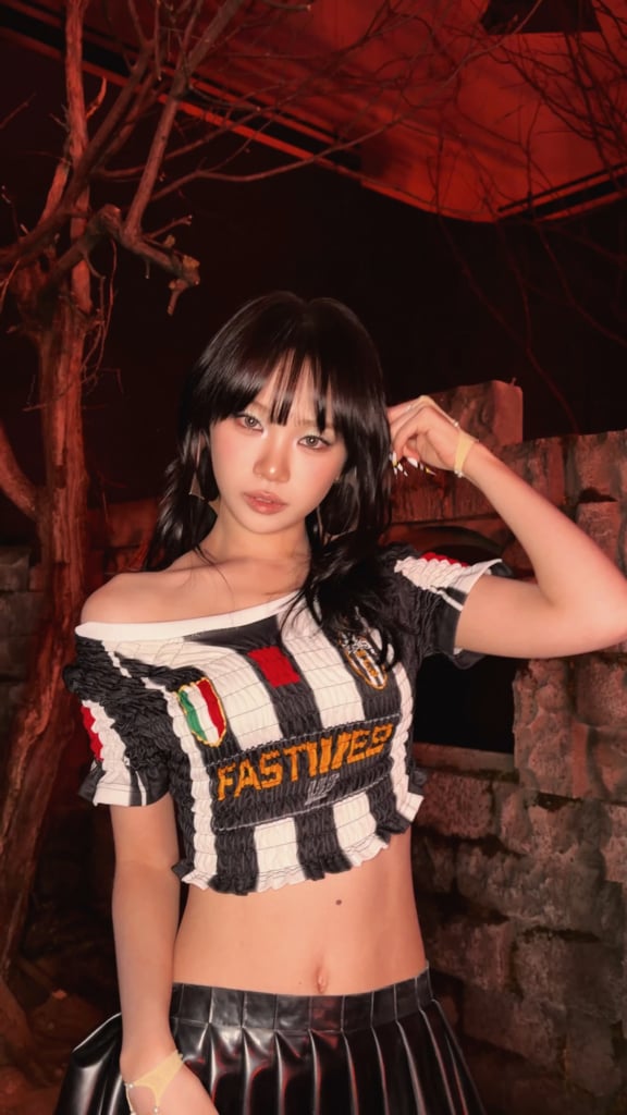 260612 تحديث LE SSERAFIM على TikTok مع كيم تشايوون - 𝓘𝓒𝓞𝓝𝓘𝓒 𝓑𝓨 𝓜𝓘𝓢𝓣𝓐𝓚𝓔🐯 (تحدي ICONIC BY MISTAKE)