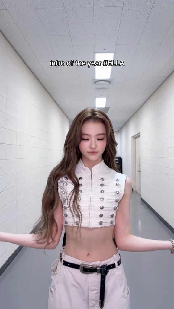 260604 تحديث LE SSERAFIM على TikTok مع Hong Eunchae - مقدمة العام مع MEOVV Ella 👀🐾 (تحدي BOOMPALA)